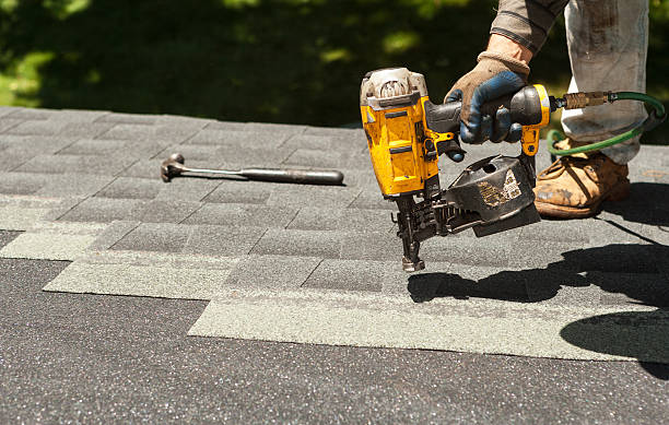 Best Roof Repair Services  in Prairie Du Chien, WI